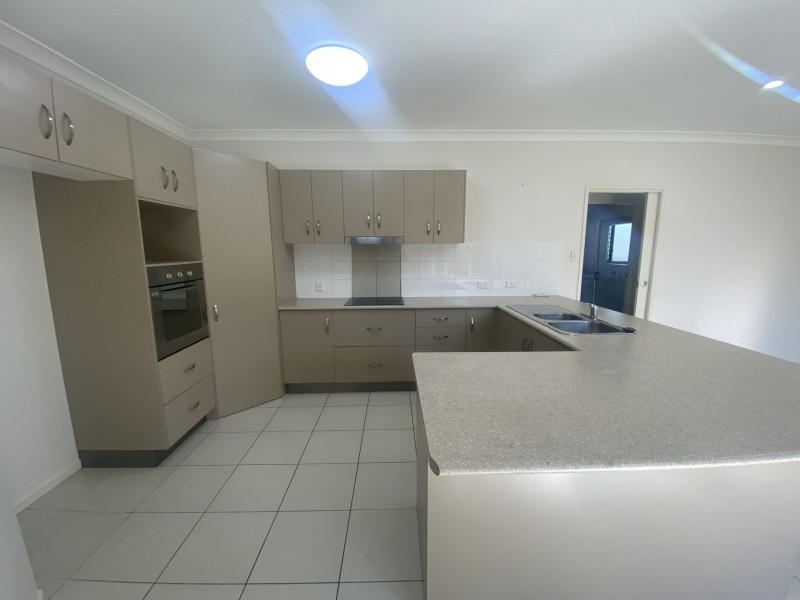 7 Fourth Close, Bowen QLD 4805