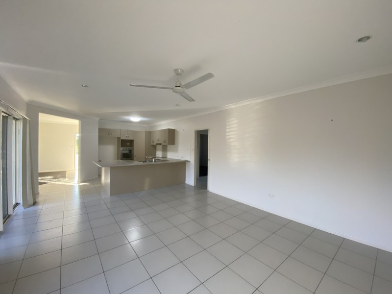 7 Fourth Close, Bowen QLD 4805