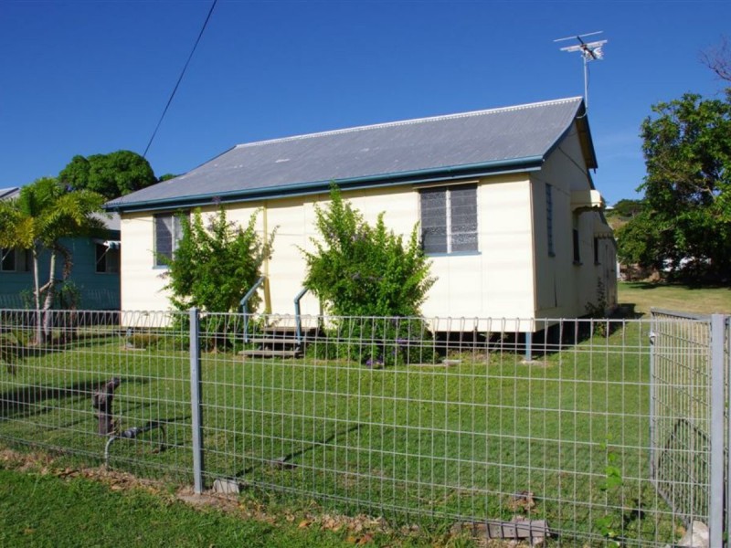 113 Herbert Street, Bowen QLD 4805