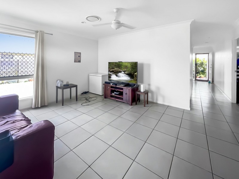 71 Banks Drive, Bowen QLD 4805