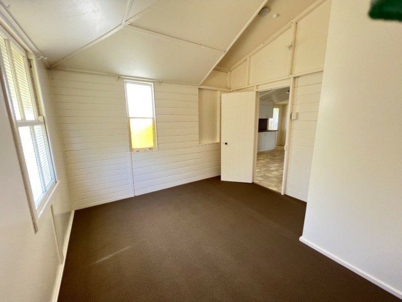 99 Herbert Street, Bowen QLD 4805
