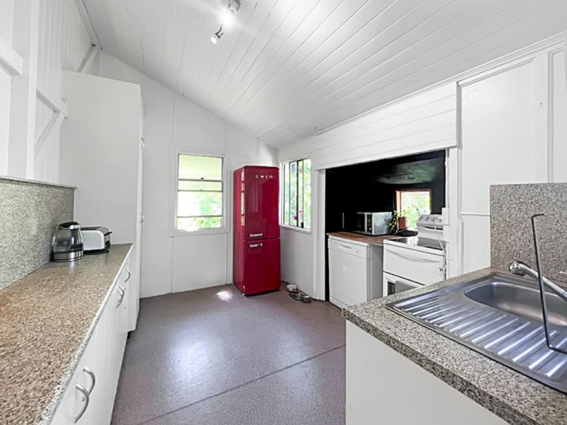 69 Leichhardt Street, Bowen QLD 4805