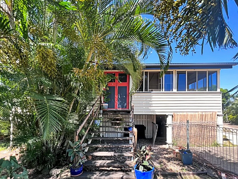 69 Leichhardt Street, Bowen QLD 4805