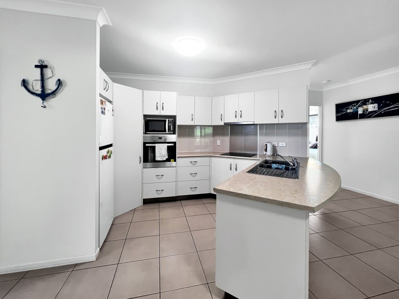 6 Seacove Crescent, Bowen QLD 4805