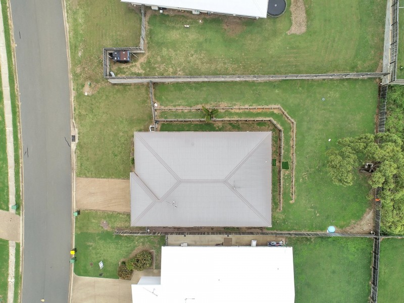6 Seacove Crescent, Bowen QLD 4805