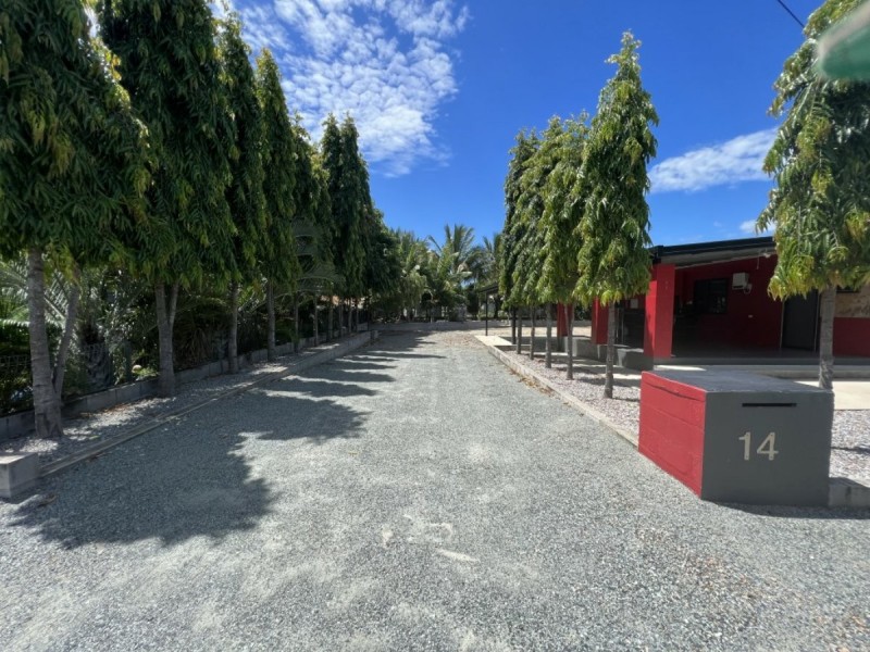 14 Scott Avenue, Bowen QLD 4805