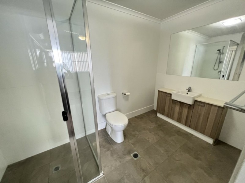 9/10 Williams St, Bowen QLD 4805