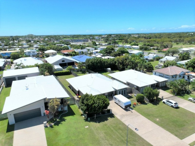 14 Reynolds Street, Bowen QLD 4805