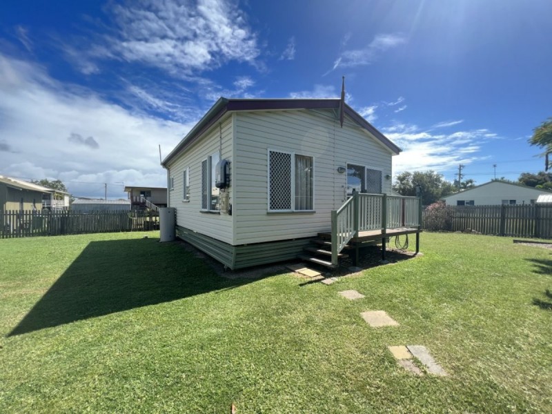 16A Kennedy Street, Bowen QLD 4805
