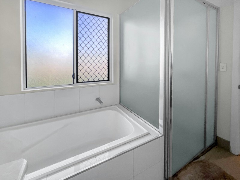 143 Oceanview Drive, Bowen QLD 4805