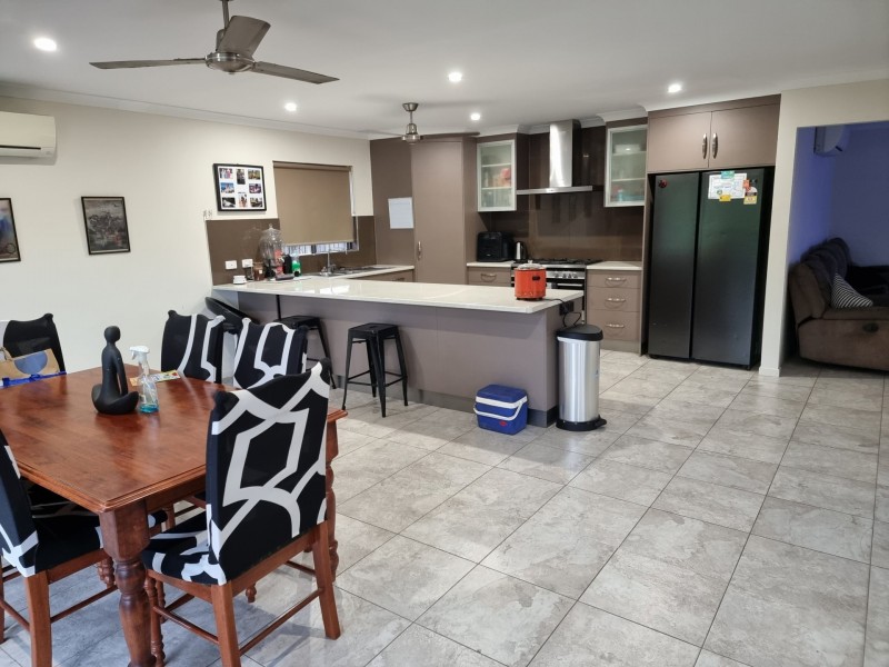 132 Oceanview Dr, Bowen QLD 4805