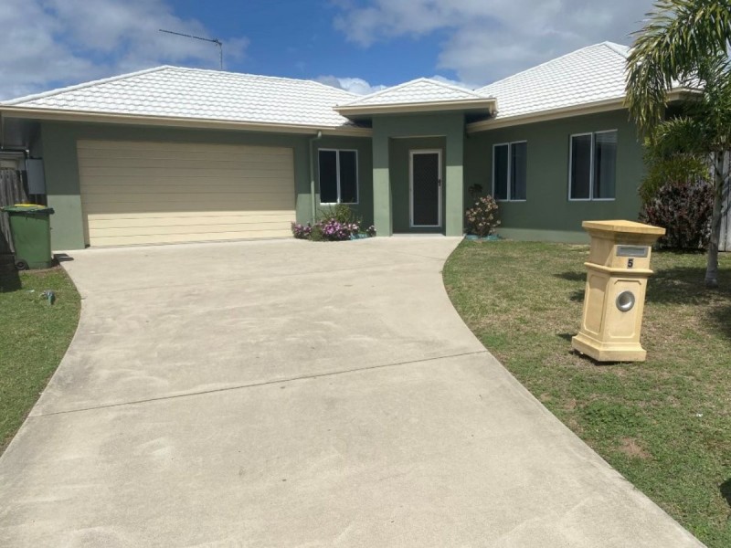 5 Fourth Close, Bowen QLD 4805