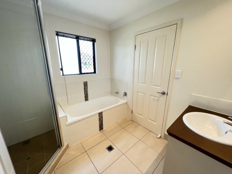 Unit 1, 136 Soldiers Road, Bowen QLD 4805