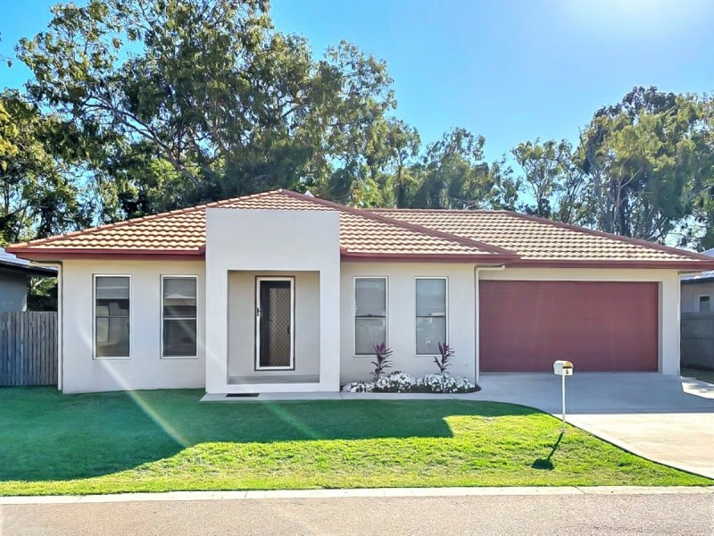 6 Eighth Close, Bowen QLD 4805