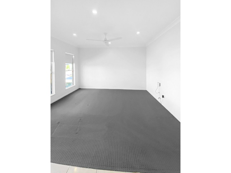 6 Eighth Close, Bowen QLD 4805