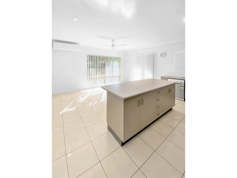 6 Eighth Close, Bowen QLD 4805