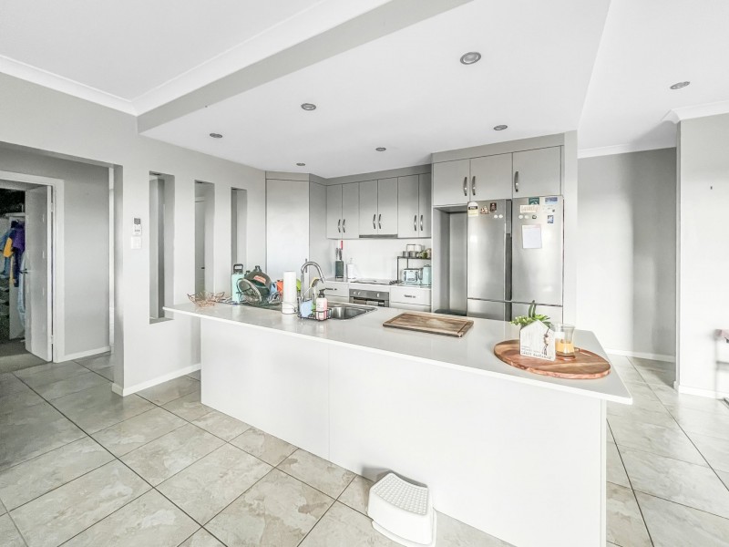 145 Oceanview Drive, Bowen QLD 4805