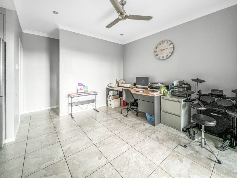 145 Oceanview Drive, Bowen QLD 4805