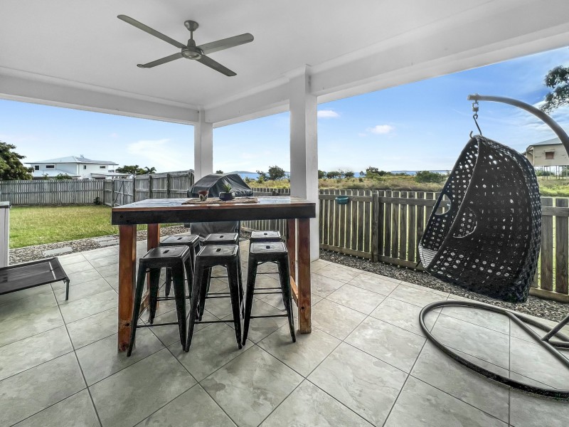 145 Oceanview Drive, Bowen QLD 4805