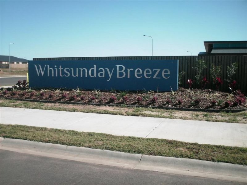 77 Banks Dr, Bowen QLD 4805