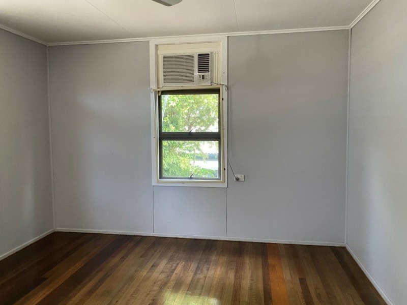 29 Prentice St, Bowen QLD 4805