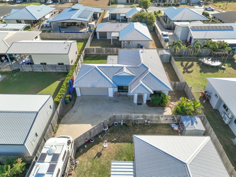 9B Lemon Grove, Bowen QLD 4805