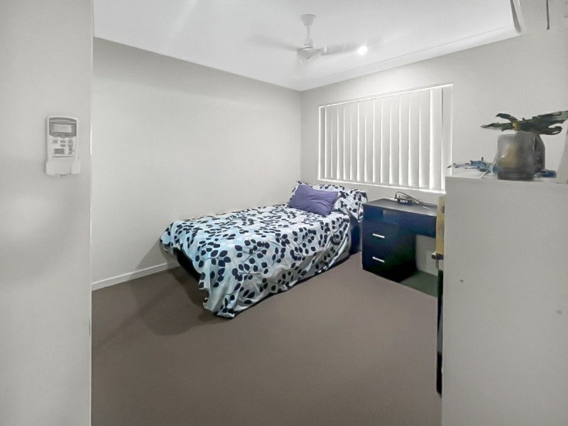 9B Lemon Grove, Bowen QLD 4805
