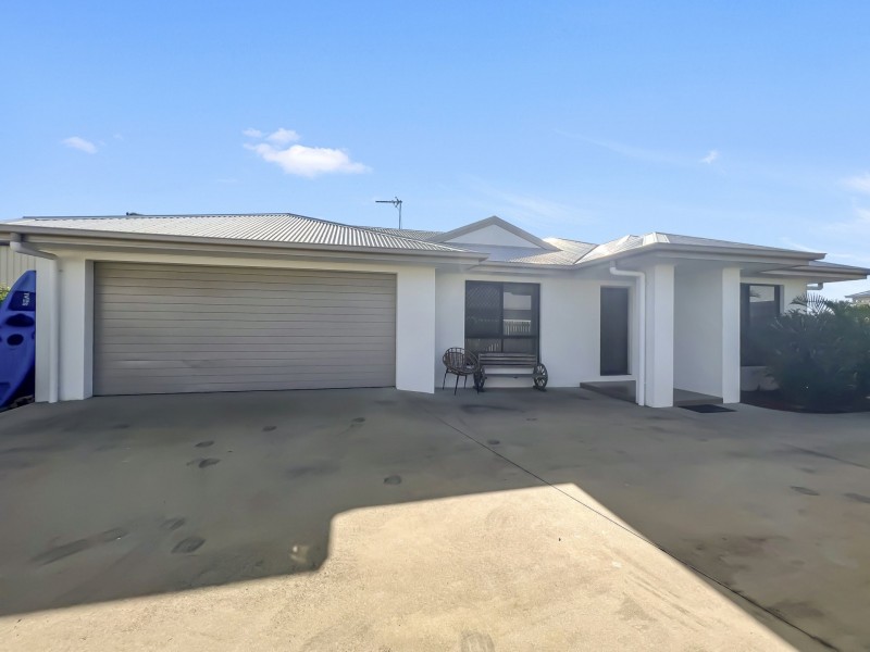 9B Lemon Grove, Bowen QLD 4805