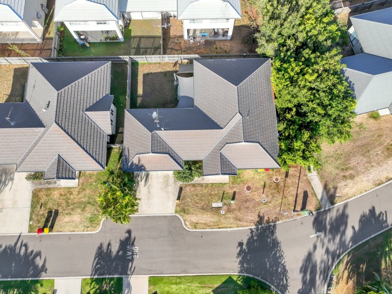 30 Seabreeze Crescent, Bowen QLD 4805