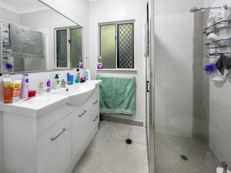 30 Seabreeze Crescent, Bowen QLD 4805
