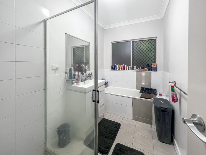 30 Seabreeze Crescent, Bowen QLD 4805