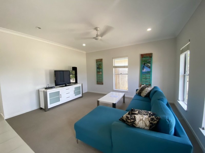 32 Seabreeze Crescent, Bowen QLD 4805