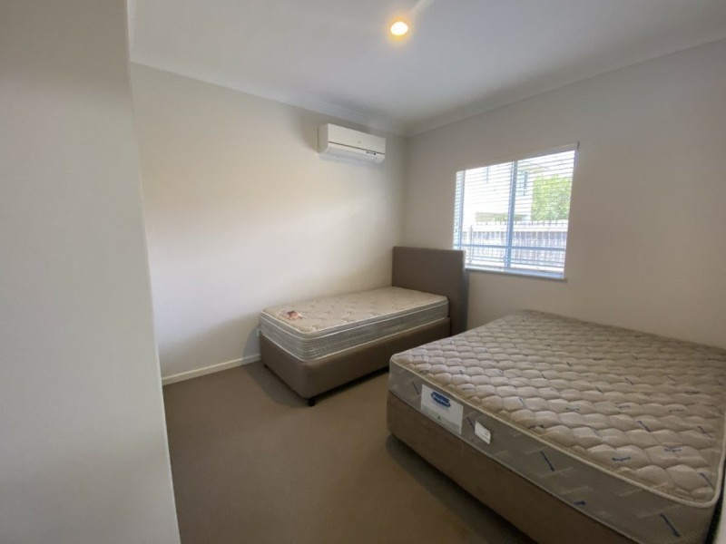 32 Seabreeze Crescent, Bowen QLD 4805