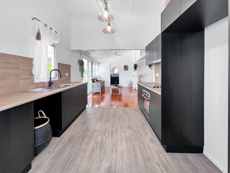 86 Herbert Street, Bowen QLD 4805