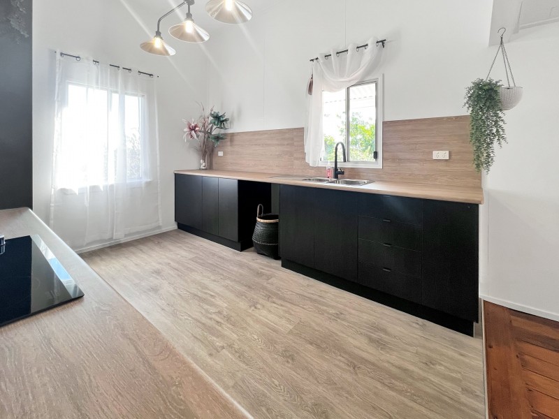 86 Herbert Street, Bowen QLD 4805