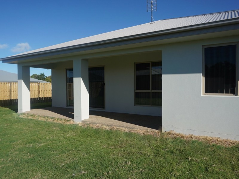20 Hamilton Street, Bowen QLD 4805