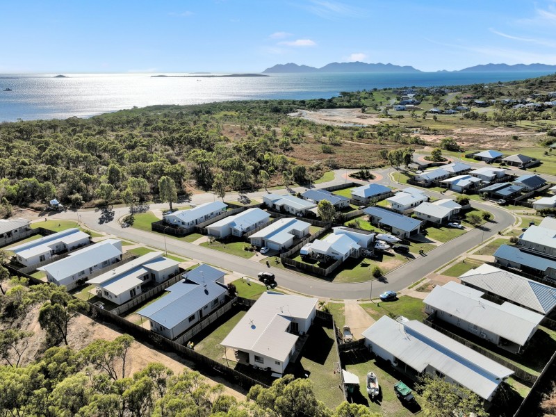 23 Sapphire Crescent, Bowen QLD 4805