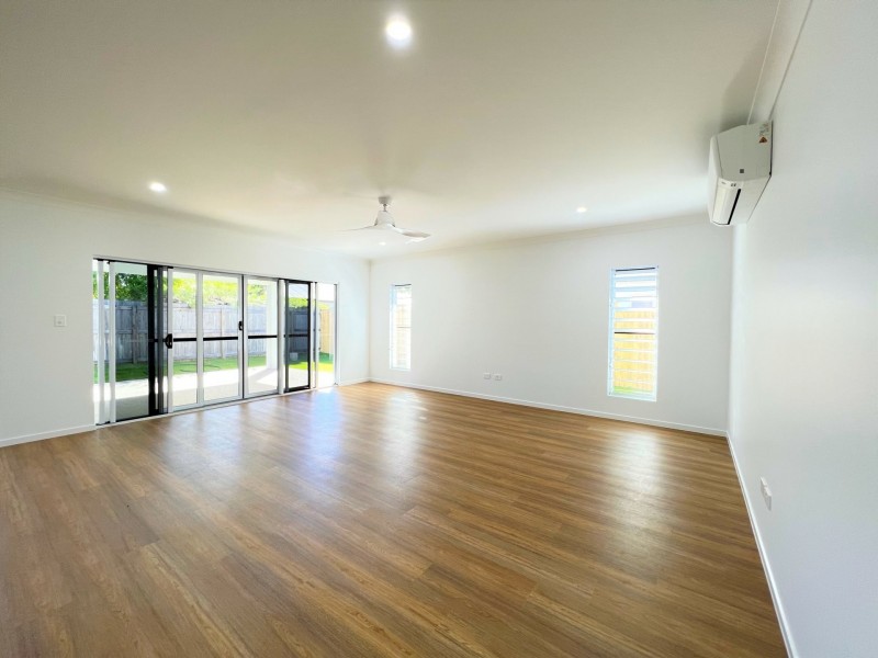 9 Crofton Street, Bowen QLD 4805