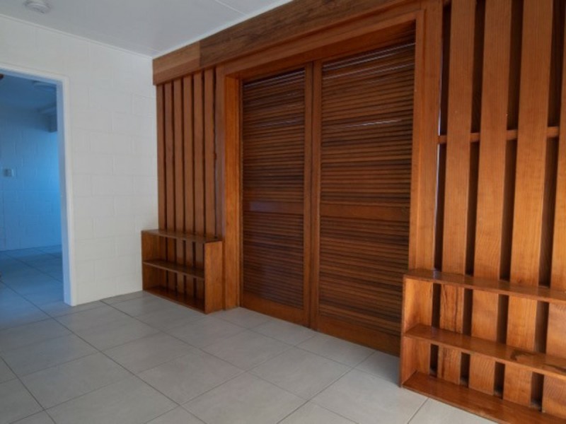 12 Wentworth St, Bowen QLD 4805