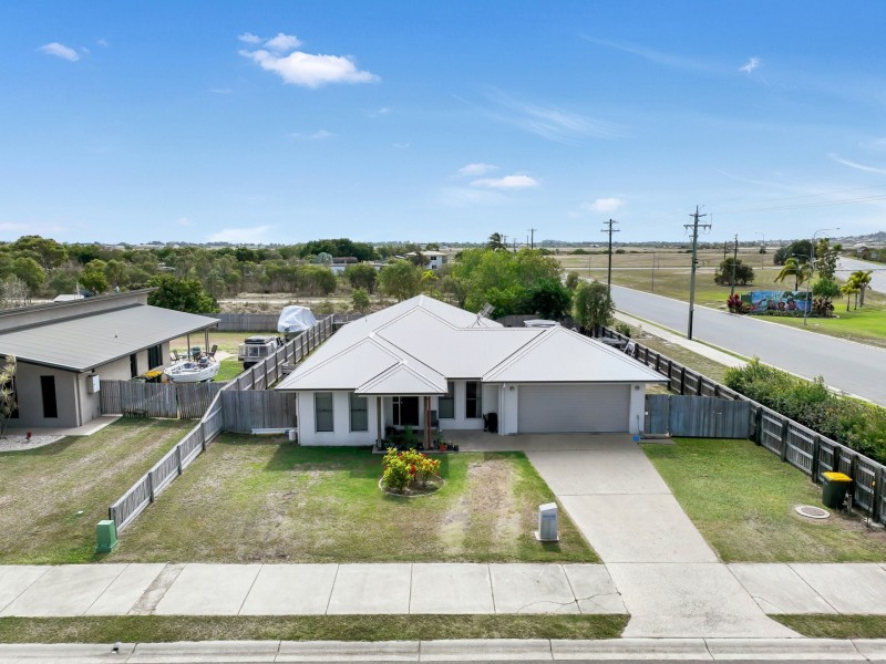 2 Banks Drive, Bowen QLD 4805