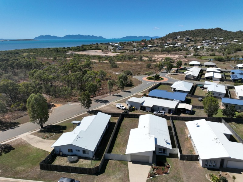 22 Sapphire Crescent, Bowen QLD 4805