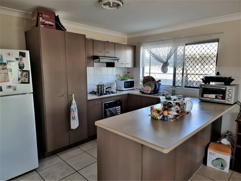 1 Sapphire Crescent, Bowen QLD 4805