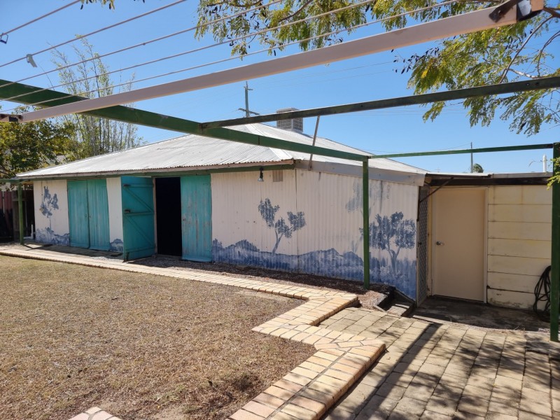 19 Brisbane Street, Bowen QLD 4805