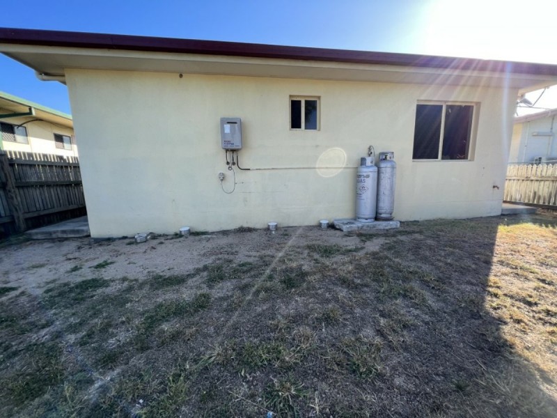 46 Creek Street, Bowen QLD 4805