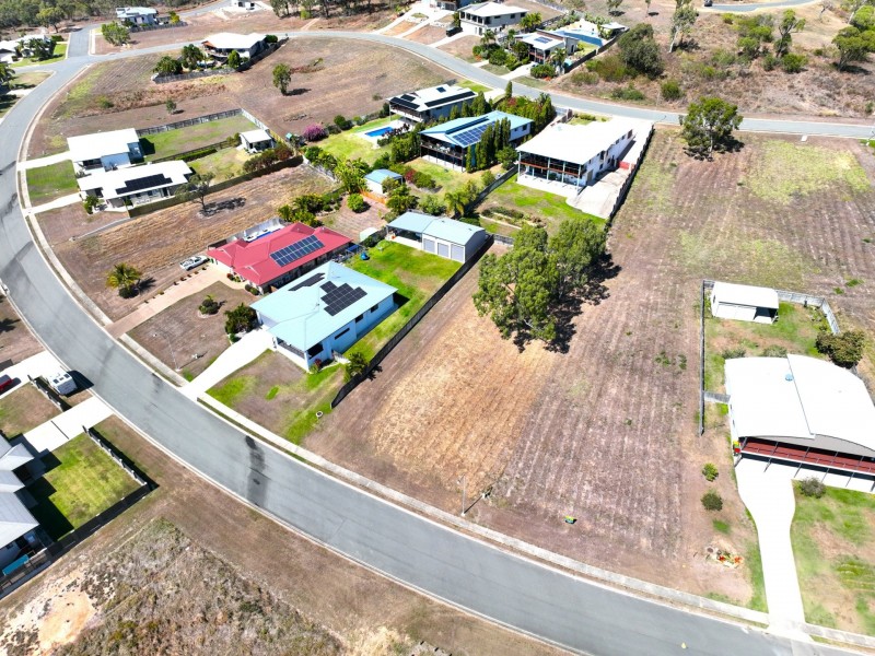 21 Marine Parade, Bowen QLD 4805