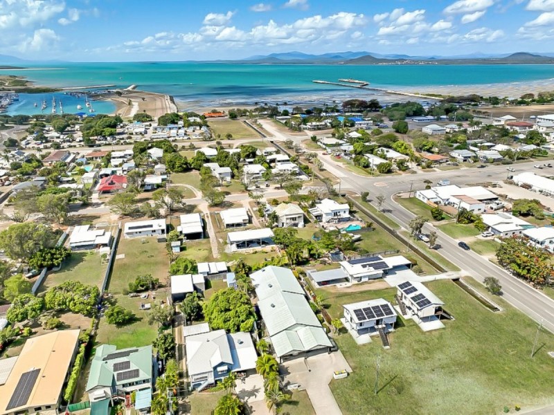 15 Williams Street, Bowen QLD 4805