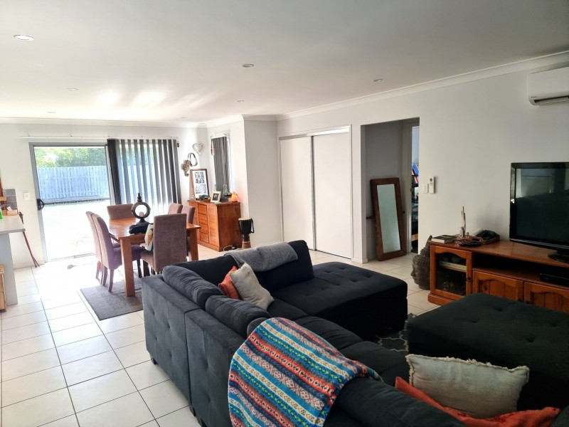 17 Hamilton Street, Bowen QLD 4805