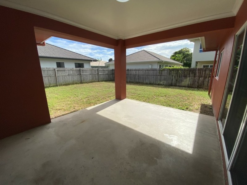 34 Seabreeze Cres, Bowen QLD 4805
