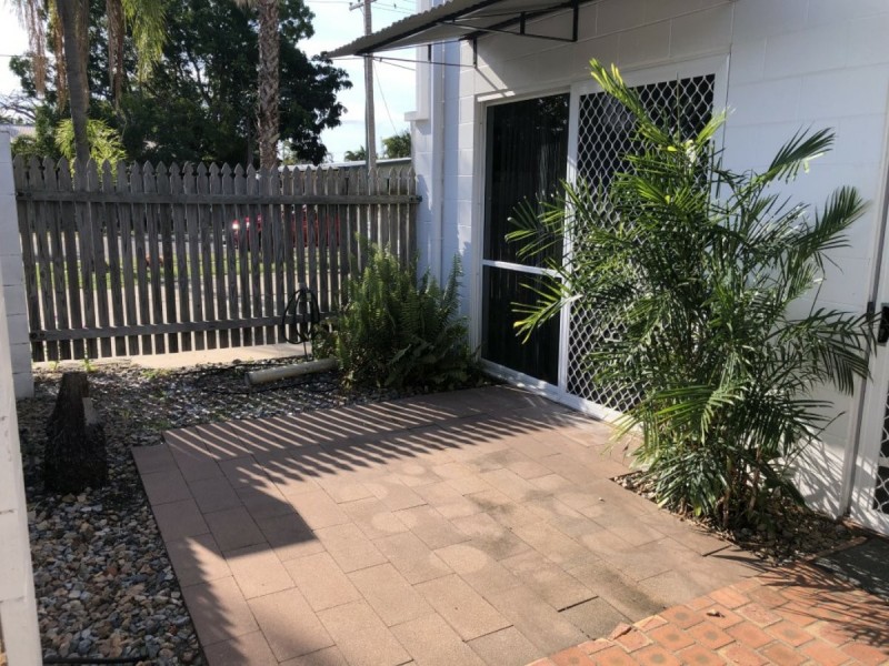 Unit 2, 89 Horseshoe Bay Road, Bowen QLD 4805