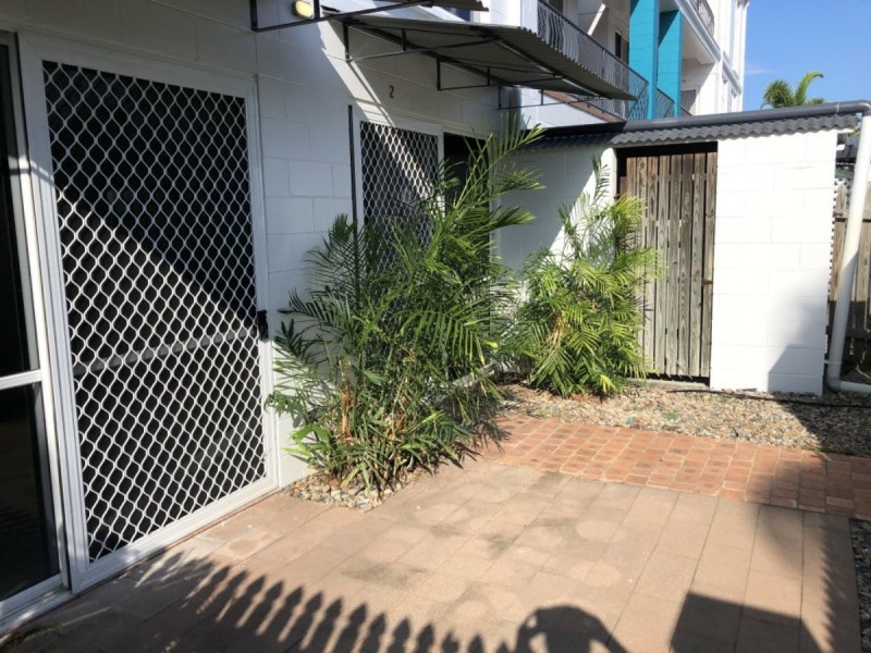 Unit 2, 89 Horseshoe Bay Road, Bowen QLD 4805